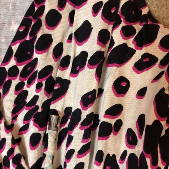 Vintage Diane Von Furstenberg 100% silk iconic wrap dress/cover-up | Size 6 - Picture 3 of 12